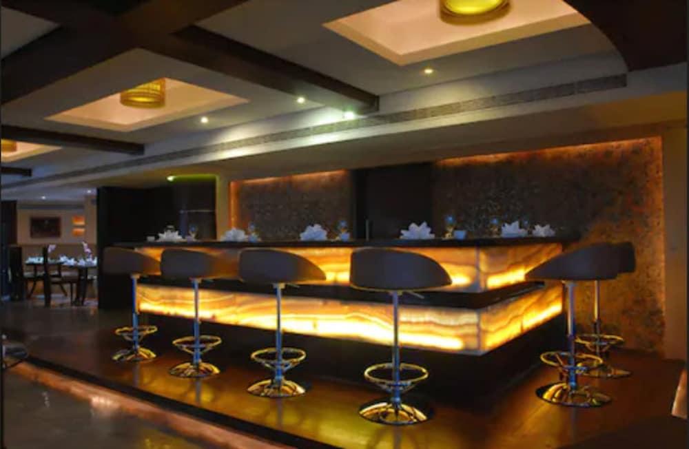 Peninsula Grand Hotel Mumbai Bagian luar foto