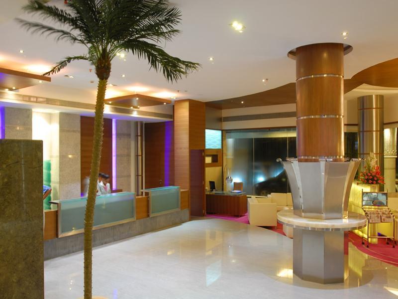 Peninsula Grand Hotel Mumbai Bagian luar foto