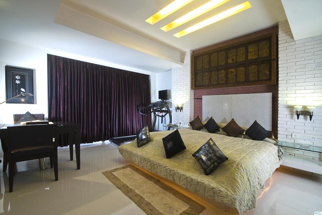 Peninsula Grand Hotel Mumbai Bagian luar foto
