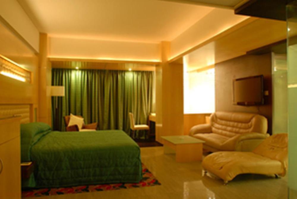 Peninsula Grand Hotel Mumbai Ruang foto